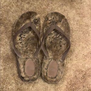 Ugg Flip Flops Size 9 NWT
